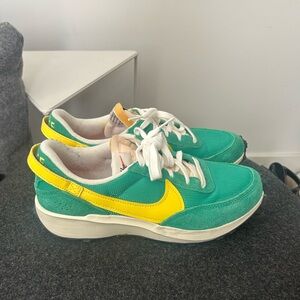 Nike sneakers, 8.5